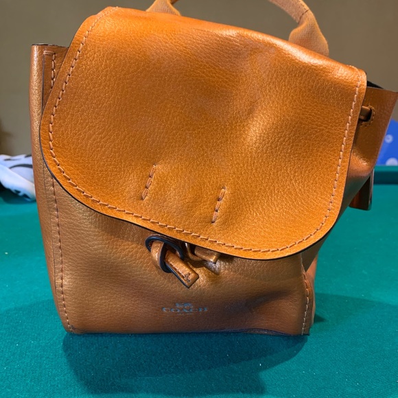 Mini COACH purse. - Picture 2 of 4